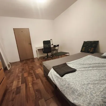Double Room 17M2 With Shared Bathroom-3