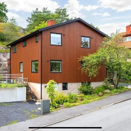 Beautiful House Close To Center-3