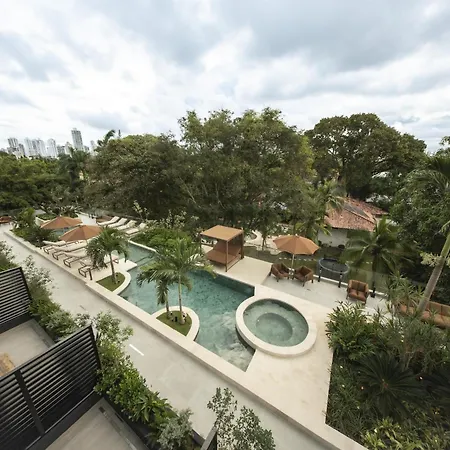 Bright Haven Stylish 1-Bedroom Retreat In Historic Casco Viejo-2