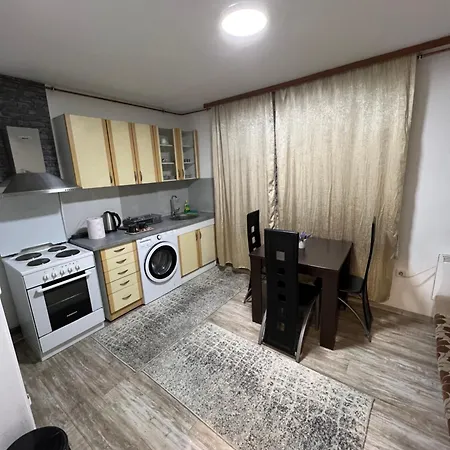 Adi Apartment-2