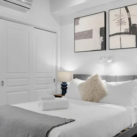 Flat At The Foot Of The Mountain With Parking-3