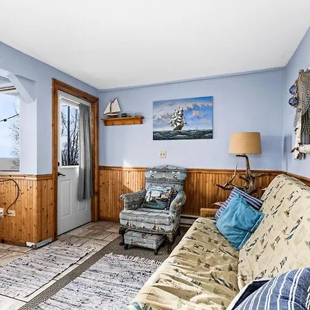 Great Lakes Suite Innongitchegumee-2