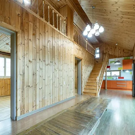 Gyeongju Byeolgwadaliyagi Dog-Friendly Pension-3