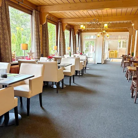 relexa Waldhotel Schatten Stuttgart-3