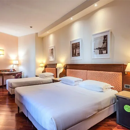 B&B Hotel Firenze Pitti Palace Al Ponte Vecchio-3