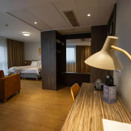 Hestia Hotel Strand-2