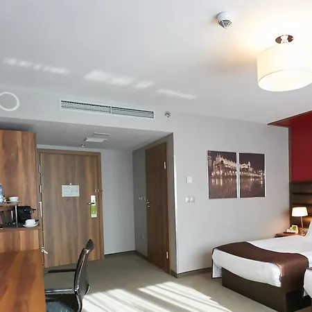 Holiday Inn Krakow City Centre By Ihg-3