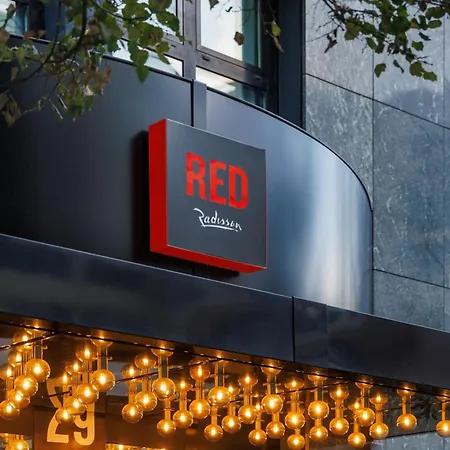 Radisson RED Berlin Kudamm-2
