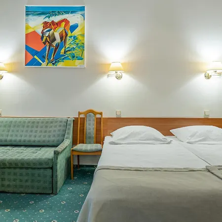 Hotel Wodnik-2