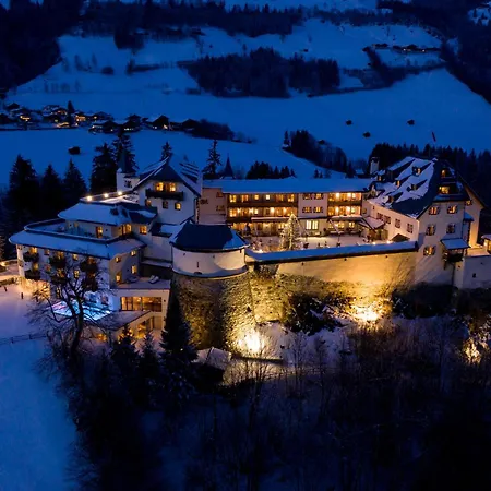 Hotel Schloss Mittersill-3