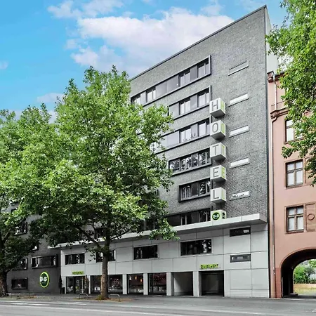 B&B Hotel Frankfurt City-Ost-2
