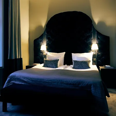 Clarion Hotel Post-3