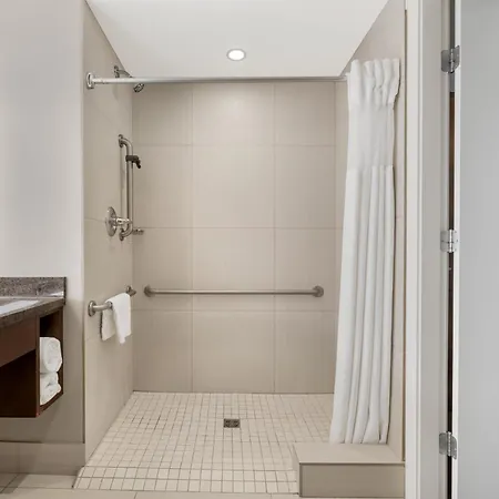 Best Western Plus Revelstoke-2
