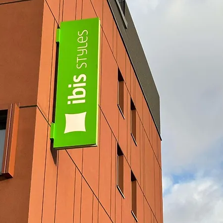 Ibis Styles Warszawa Airport-2