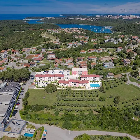 Residence Superior Del Mar-2