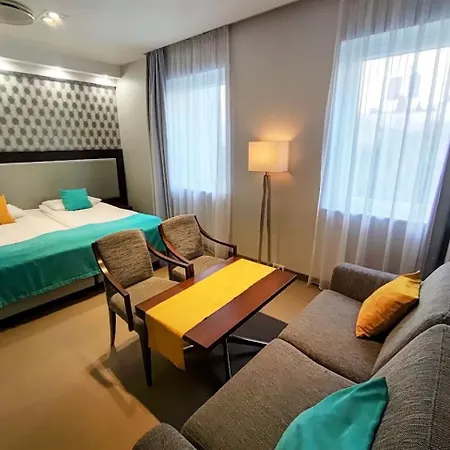 Hotel Zamek Centrum-2