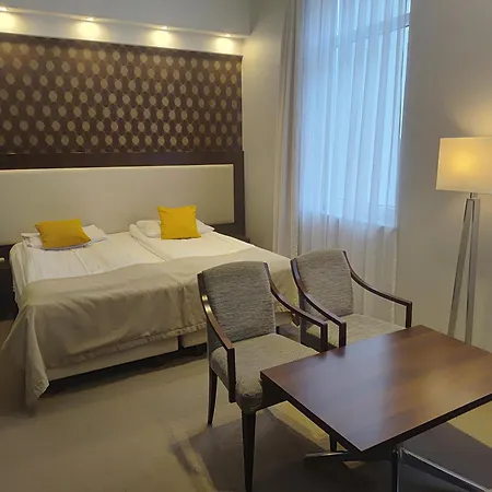Hotel Zamek Centrum-3