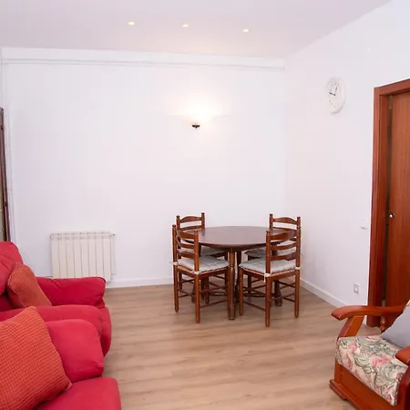 Granvia Fira Apartment-2