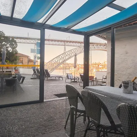 Bridge It - Suites & Views-2