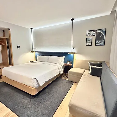 Hilton Garden Inn Bucharest Airport-2