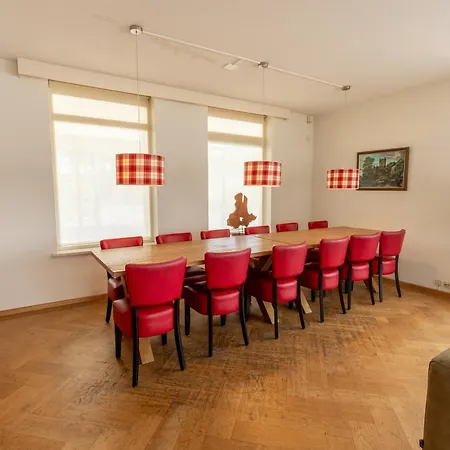 Familiehuis Camping De Molenhof Voor 10 Personen-3