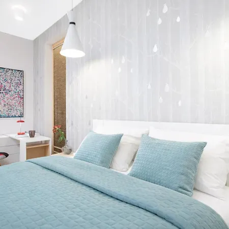 Inpoint Krakow Suites - Steps From Main Station&Old Town Self Check-In-3