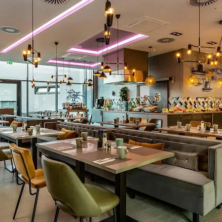 Leonardo Hotel Dortmund-3