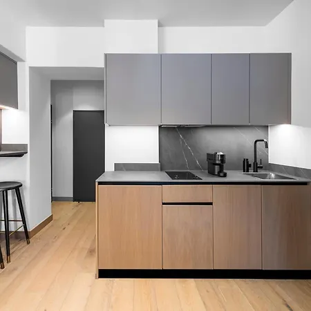 Residenz Boutique Suites-3