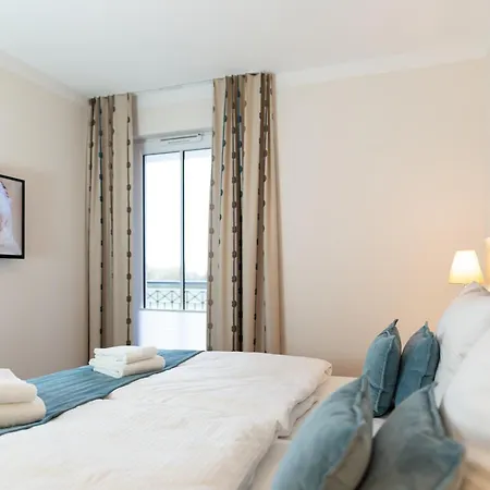 Aparthotel Waterkant Suites direkt am Meer mit Wellnessbereich-2