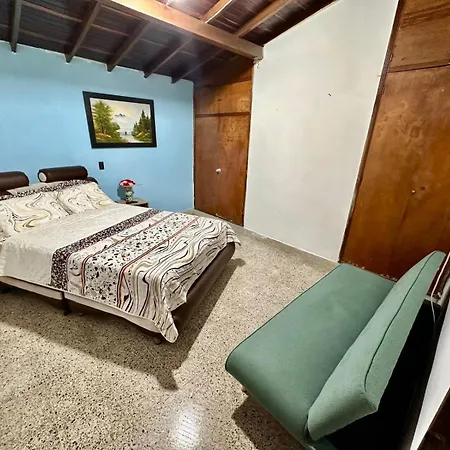 Hostel Urban City Medellin-2