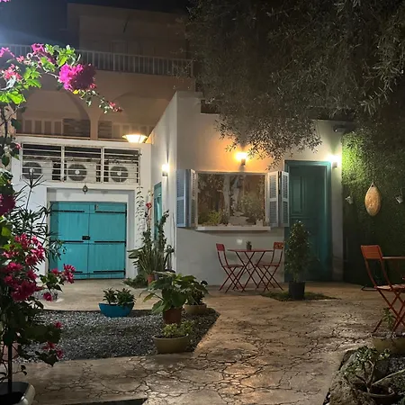 Bella Casetta Guest House-3
