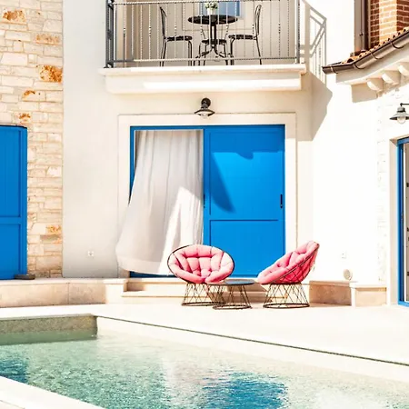 Beautiful Villa Torre II With Whirlpool In Tar-3