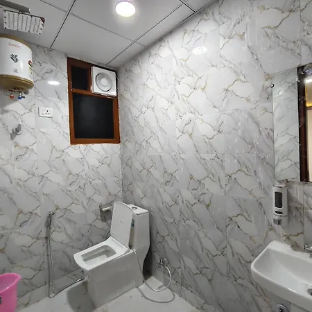 FabHotel Yatri Inn-3