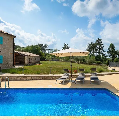 Vila Azzura - Buje By Villas Guide-2