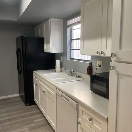 2 Or 3 Bedroom Extended Stay Walk To Strip Mgm Casino Shop Club-2