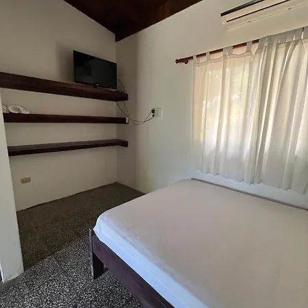 Her Waves & Wi-Fi Boutique Hotel-2