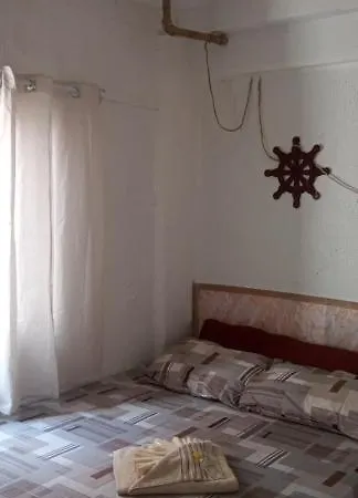 Casa Amarela, Ilha Dos Frades-2
