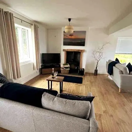 Erin Neamh - Magnificent Sea Views Cosy Cottage In Cumbria-3