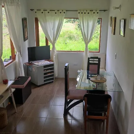 La Casita De Elvia-3