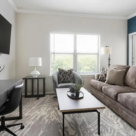 Landing Modern 1Bd Gym Clubhouse-3