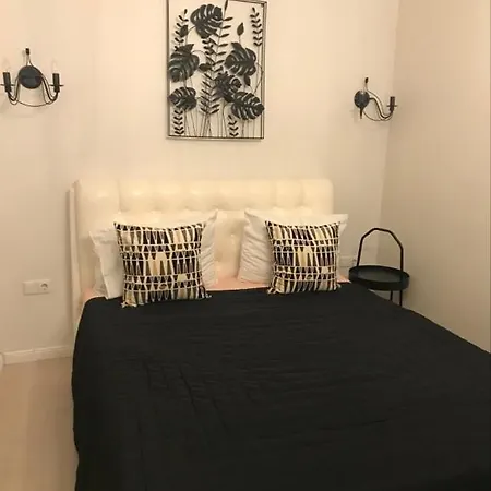 Old Town Apartment-3