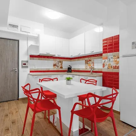 Scarlet Cozy Corner-2