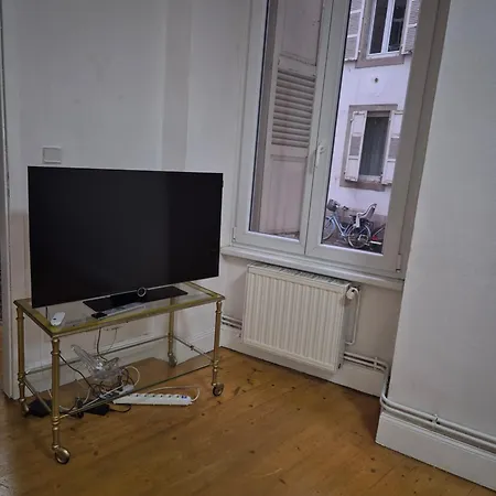 Appartement Central A Strasbourg-3