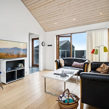 Apartment Elara - 200M From The Sea By Interhome-2