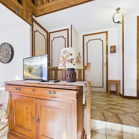 Appartement Les Gets Au Pied Des Pistes Avec Parking - Fr-1-623-188-3