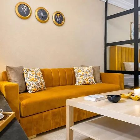 Experience Comfort In A Modern Apartment-2
