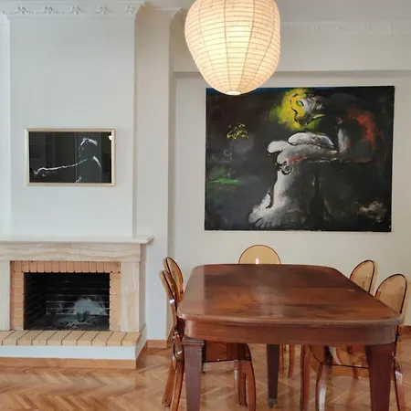 Stylish 1Br Apt With Retro Kitchen View Balcony-3