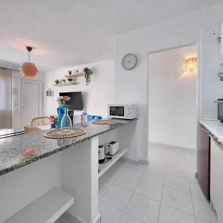 Suite Abora - 500M To The Beach By Lanzarote Vacation Homes-2