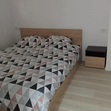 B&L Apartment-2
