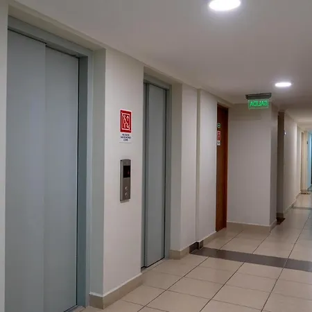 Departamento Premium Con Ubicacion Privilegiada, Full Equipado, Comodo Y Tranquilo, Con Estacionamiento Y Wifi De Alta Velocidad-2